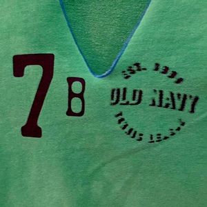 Old Navy, Women’s S Graphic Tank top w split V-neck Green, muscle shirt?